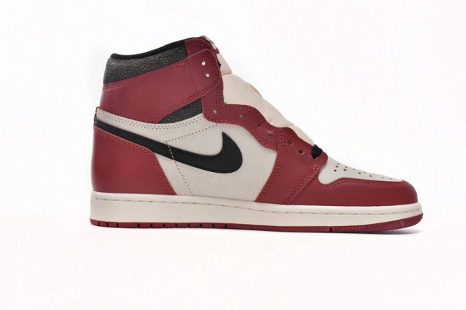 Kicked Out Shoe Store and Found 1 Retro Jordan DZ5485-612 Lost High OG Chicago 0811